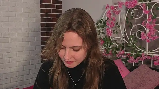 RubieHeiser online show from 04-13-26, 06:02