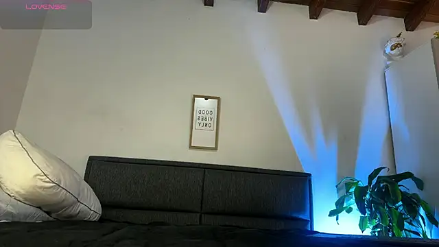 Mateobaer  online show from 03-24-26, 01:05