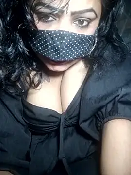 Delhi Patola online show from 04-21-26, 01:42