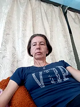 Snapshot of Tania9876 chatting on 07-11-26, 07:33 Tania9876 online show from 07-11-26, 07:33