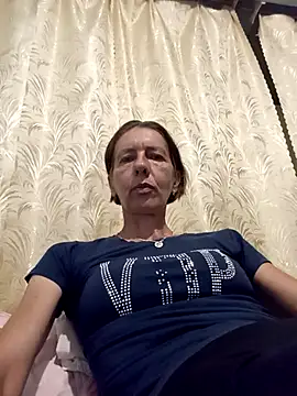 Snapshot of Tania9876 chatting on 07-13-26, 07:27 Tania9876 online show from 07-13-26, 07:27