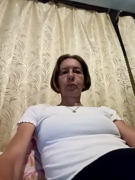 Snapshot of Tania9876 chatting on 07-14-26, 06:46 Tania9876 online show from 07-14-26, 06:46