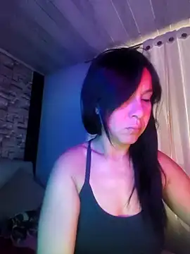 Snapshot of Camillemonroe_ chatting on 06-20-26, 09:01 Camillemonroe online show from 06-20-26, 09:01