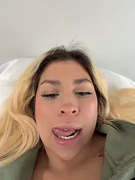 mxmxee online show from 04-11-26, 10:58