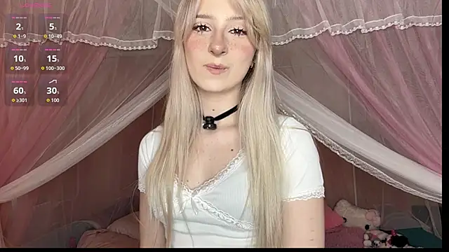 Snapshot of OnlyEva1 chatting on 07-27-26, 09:38 OnlyEva1 online show from 07-27-26, 09:38