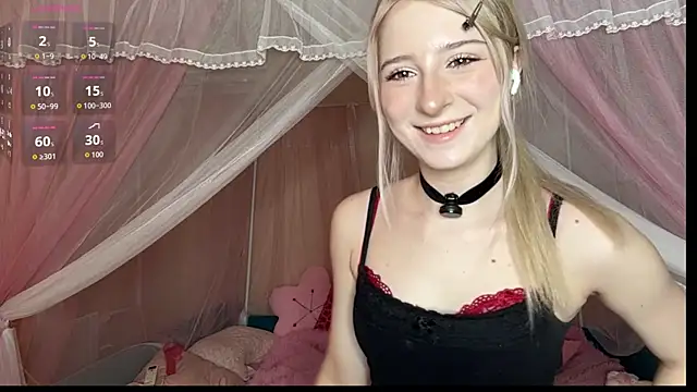 Snapshot of OnlyEva1 chatting on 07-28-26, 12:48 OnlyEva1 online show from 07-28-26, 12:48