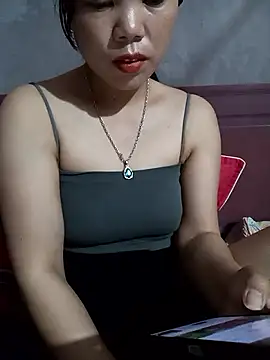 Chengnie online show from 04-19-26, 01:05