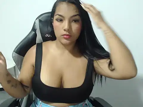 Layla  brownn online show from 03-17-26, 02:16