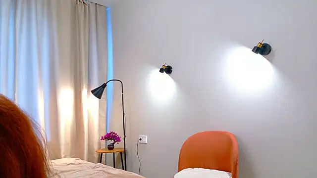 HoneyPetite online show from 04-11-26, 02:27