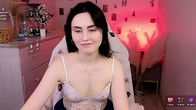NoraLumi online show from 07-20-26, 05:44