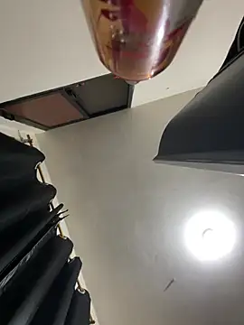 chiquita2 online show from 03-21-26, 12:32