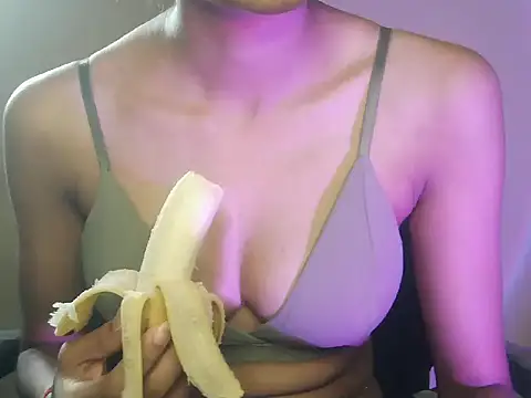 Snapshot of desi_gori chatting on 07-08-26, 03:22 desi gori online show from 07-08-26, 03:22