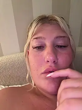 Lexi Laura online show from 04-14-26, 09:43