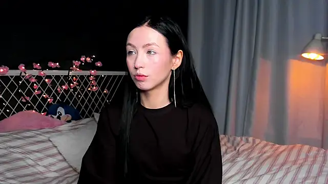 Snapshot of lizaa_breeze chatting on 06-25-26, 06:23 lizaa breeze online show from 06-25-26, 06:23