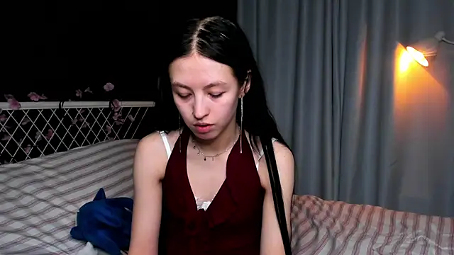 Snapshot of lizaa_breeze chatting on 07-05-26, 06:37 lizaa breeze online show from 07-05-26, 06:37