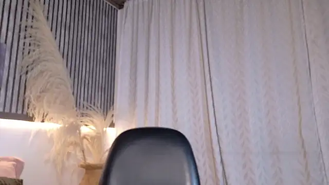 Snapshot of Mariia_Paulaa chatting on 08-04-26, 10:40 Mariia Paulaa online show from 08-04-26, 10:40