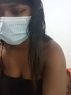 Snapshot of honeyi_babe chatting on 07-01-26, 08:05 honeyi babe online show from 07-01-26, 08:05