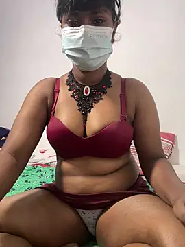 Snapshot of honeyi_babe chatting on 07-12-26, 06:54 honeyi babe online show from 07-12-26, 06:54