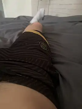 zoladj online show from 04-12-26, 12:21