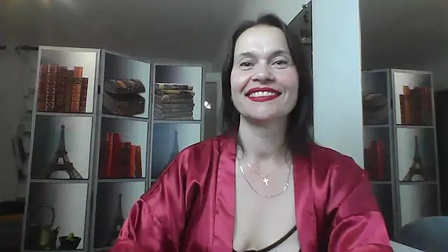 Snapshot of Selena_Moo chatting on 06-23-26, 09:35 Selena Moo online show from 06-23-26, 09:35