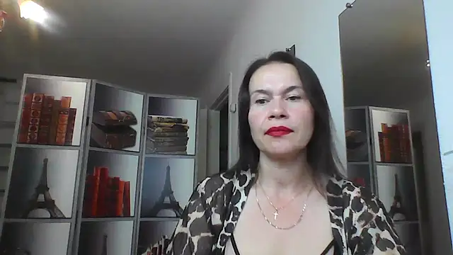 Snapshot of Selena_Moo chatting on 07-25-26, 08:12 Selena Moo online show from 07-25-26, 08:12