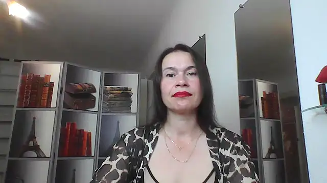 Snapshot of Selena_Moo chatting on 07-26-26, 08:10 Selena Moo online show from 07-26-26, 08:10
