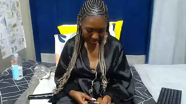 Snapshot of Candylips22 chatting on 07-23-26, 01:58 Candylips22 online show from 07-23-26, 01:58