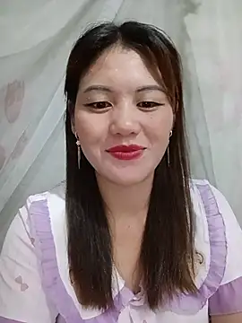 Snapshot of meg_06 chatting on 07-16-26, 09:32 meg 06 online show from 07-16-26, 09:32