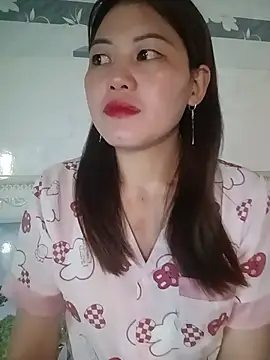 Snapshot of meg_06 chatting on 07-22-26, 12:46 meg 06 online show from 07-22-26, 12:46