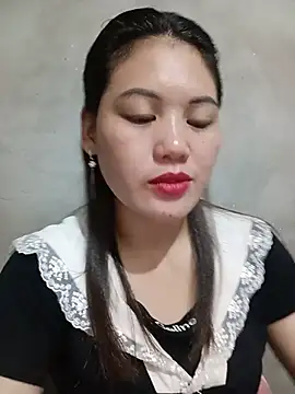 Snapshot of meg_06 chatting on 07-24-26, 02:04 meg 06 online show from 07-24-26, 02:04