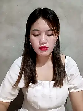Snapshot of meg_06 chatting on 07-26-26, 02:57 meg 06 online show from 07-26-26, 02:57