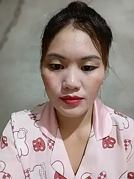 Snapshot of meg_06 chatting on 07-28-26, 01:21 meg 06 online show from 07-28-26, 01:21