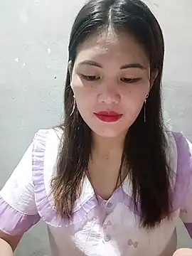 Snapshot of meg_06 chatting on 08-03-26, 12:09 meg 06 online show from 08-03-26, 12:09