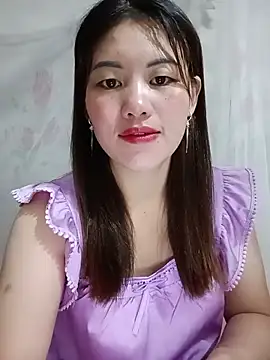 Snapshot of meg_06 chatting on 08-04-26, 12:58 meg 06 online show from 08-04-26, 12:58