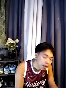 urNaugthy JndxzZ online show from 04-22-26, 11:01