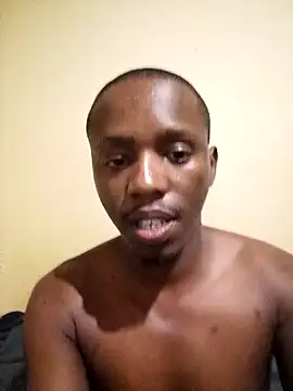 Snapshot of MaskedWithCum chatting on 08-03-26, 04:00 MaskedWithCum online show from 08-03-26, 04:00