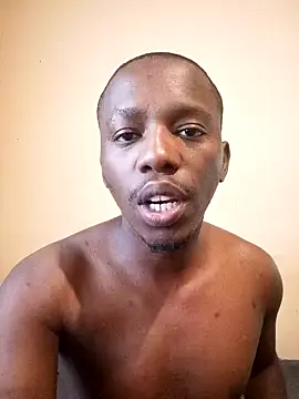Snapshot of MaskedWithCum chatting on 08-04-26, 05:10 MaskedWithCum online show from 08-04-26, 05:10