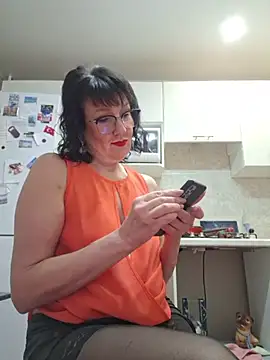 Snapshot of LaliaMia chatting on 12-14-25, 03:34 LaliaMia online show from 12-14-25, 03:34