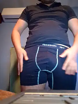 DavidGomez19x online show from 04-18-26, 05:33