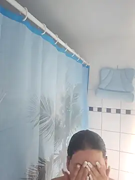 AnnaVita online show from 04-12-26, 01:49