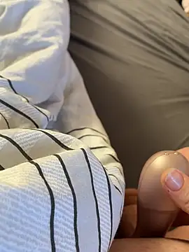 geilejulia18  online show from 04-08-26, 10:48