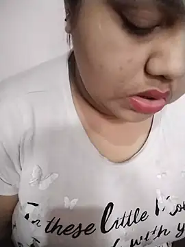 Snapshot of hotsilk21 chatting on 06-17-26, 10:50 hotsilk21 online show from 06-17-26, 10:50