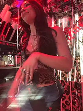 juicybootyquinn online show from 04-11-26, 01:32