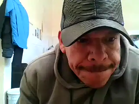 Oskr2024XXX online show from 02-26-25, 08:00