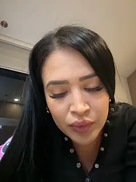 Sara fun online show from 01-15-25, 02:27