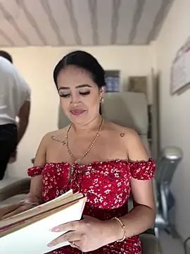 Sara fun online show from 03-09-25, 05:11