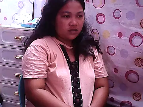 PinayFantasy4you online show from 04-18-26, 03:21