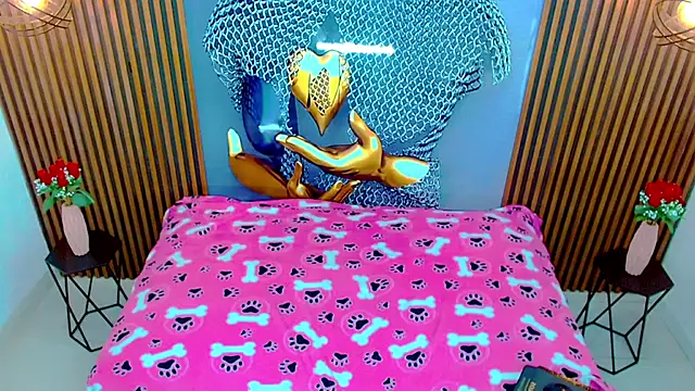 Snapshot of Chris_Hott chatting on 05-21-26, 07:10 Chris Hott online show from 05-21-26, 07:10