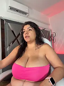 DaniaMiller  online show from 06-05-26, 12:06