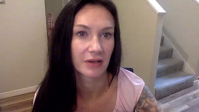 missvixenn online show from 04-18-26, 07:18